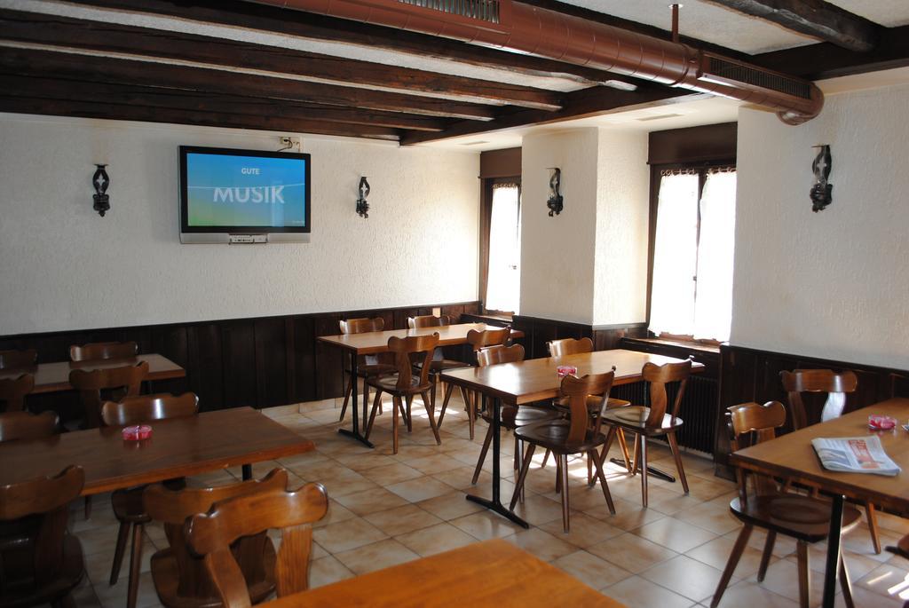 - La Poularde Hotel 3*